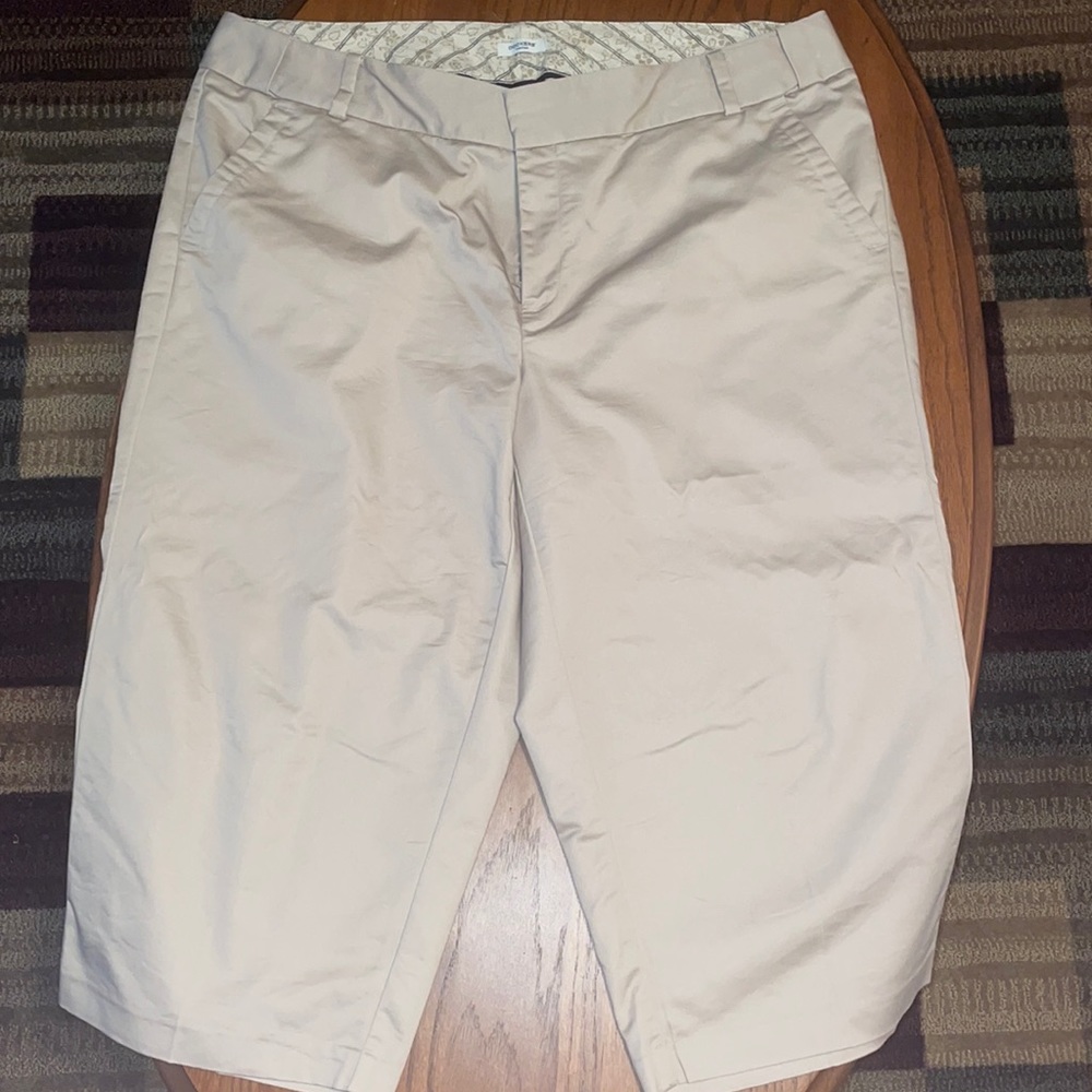 Tan Capris